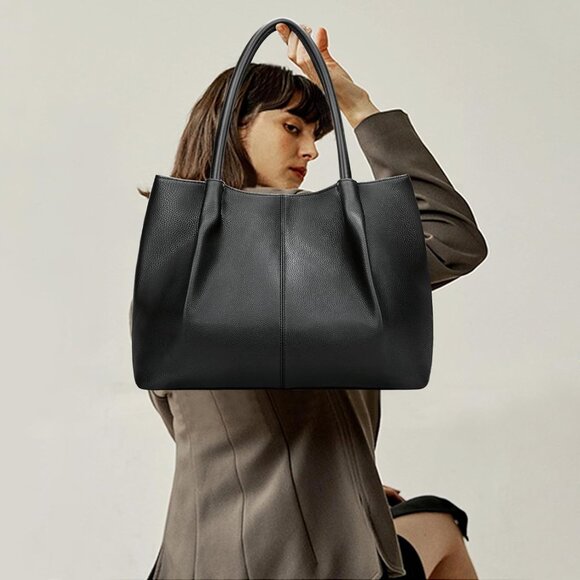 Quality Vegan Leather Tote Bag - Spacious, Elegant & Versatile for All Occasions - Picture 4 of 7